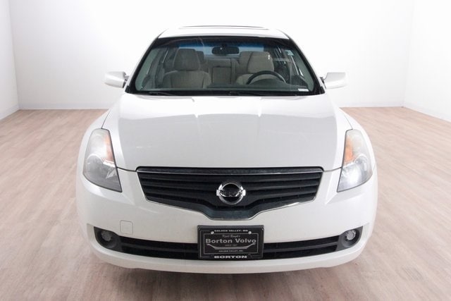 Used 2008 Nissan Altima S with VIN 1N4AL21E88C172665 for sale in Golden Valley, Minnesota