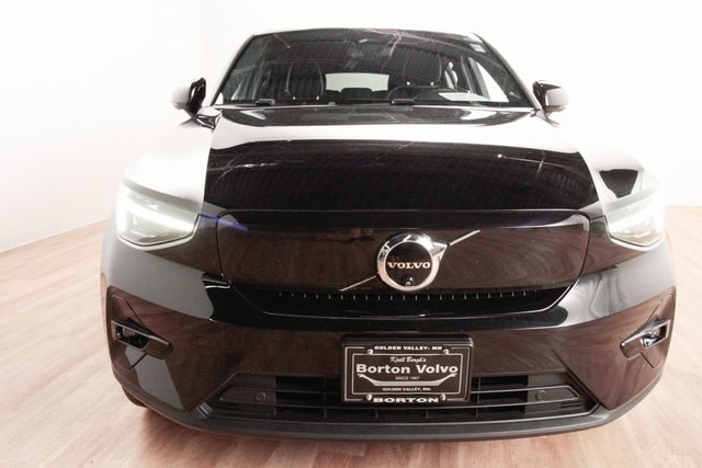 Used 2024 Volvo C40 Ultimate with VIN YV4ER3GM2R2098419 for sale in Golden Valley, Minnesota