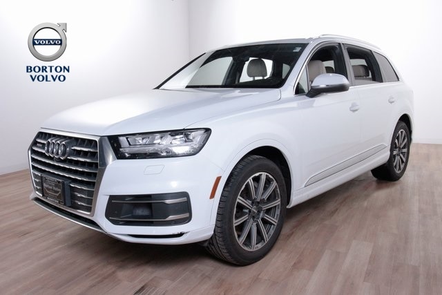 2017 Audi Q7 Premium Plus's photo