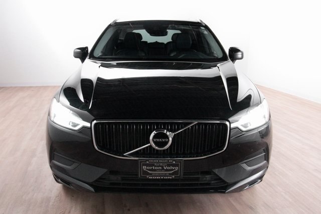Used 2019 Volvo XC60 Momentum with VIN LYV102RK6KB202304 for sale in Golden Valley, Minnesota