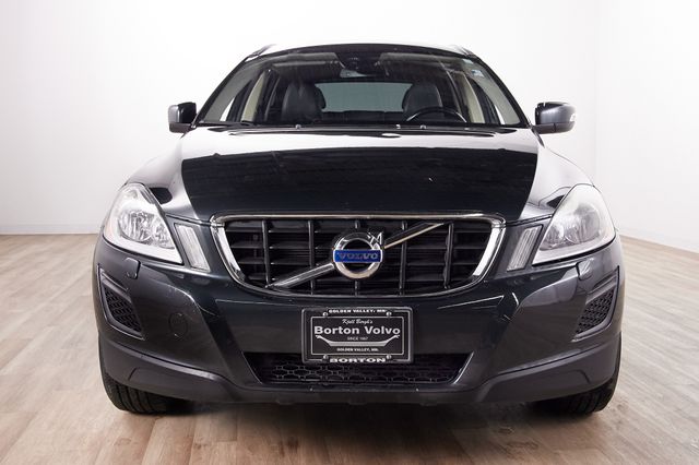 Used 2013 Volvo XC60 T6 with VIN YV4902DZ4D2460796 for sale in Golden Valley, Minnesota