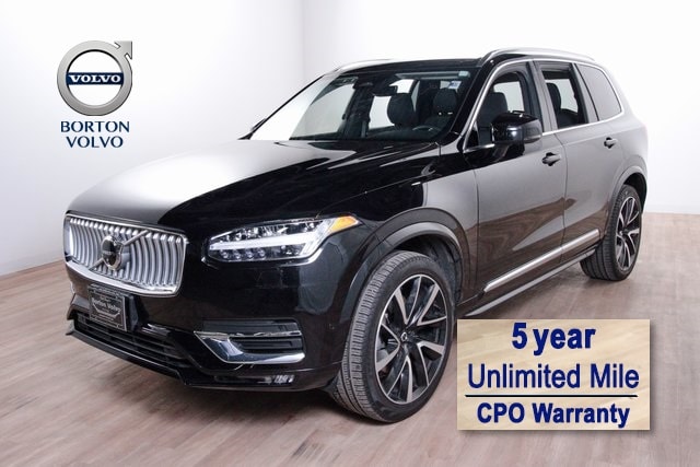 2024 Volvo XC90 Plus's photo