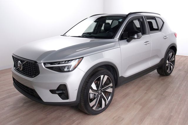 Certified 2025 Volvo XC40 Core with VIN YV4L12UJ7S2568467 for sale in Golden Valley, Minnesota