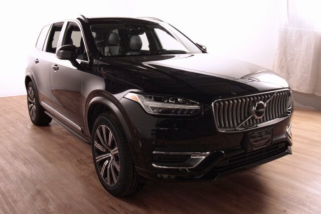 2024 Volvo XC90 B5 Core photo 3