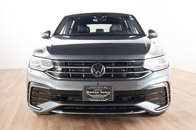 Used 2024 Volkswagen Tiguan SEL R-LINE with VIN 3VV4B7AX6RM100132 for sale in Golden Valley, Minnesota