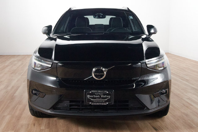 Certified 2023 Volvo XC40 Plus with VIN YV4ED3UL0P2102765 for sale in Golden Valley, MN
