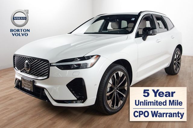 Crystal White Metallic 2026 Volvo XC60 SUV / Crossover All-Wheel Drive Automatic