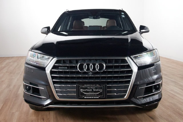 Used 2017 Audi Q7 Premium Plus with VIN WA1LAAF7XHD055560 for sale in Golden Valley, Minnesota