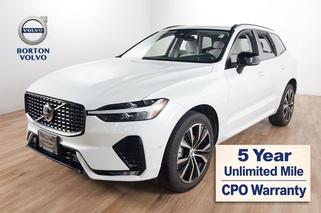 2023 Volvo XC60 B5 Plus Dark Theme AWD's photo