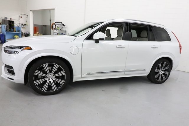 Used 2022 Volvo XC90 Inscription with VIN YV4BR0CL8N1803044 for sale in Golden Valley, Minnesota