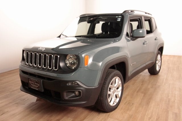 Used 2018 Jeep Renegade Latitude with VIN ZACCJBBB6JPH65228 for sale in Golden Valley, Minnesota