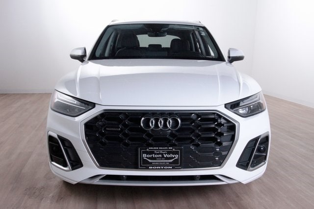 Used 2022 Audi Q5 Premium Plus with VIN WA1EAAFY1N2112124 for sale in Golden Valley, Minnesota