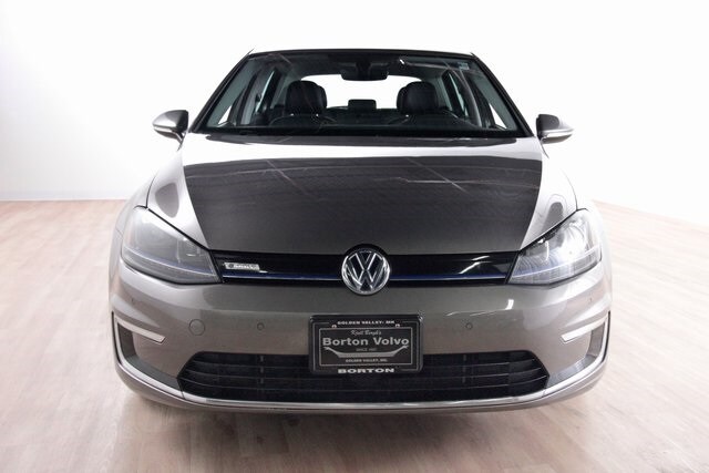 2016 Volkswagen e-Golf SEL Premium photo 2