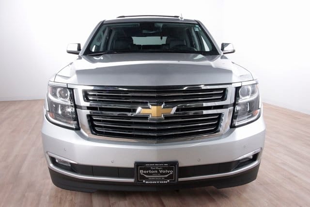 Used 2020 Chevrolet Tahoe Premier with VIN 1GNSKCKC2LR184392 for sale in Golden Valley, Minnesota