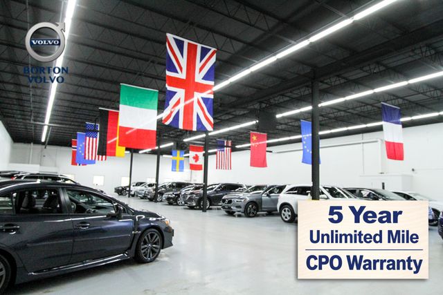2023 Volvo XC90 B6 Ultimate 6-Seater 4WD's photo