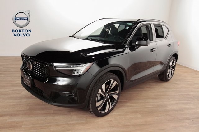 Used 2025 Volvo XC40 Plus with VIN YV4L12UC5S2509919 for sale in Golden Valley, Minnesota