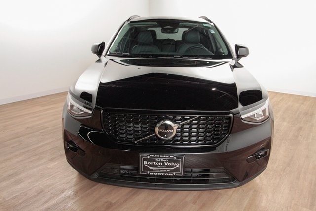 Used 2025 Volvo XC40 Plus with VIN YV4L12UC5S2509919 for sale in Golden Valley, Minnesota