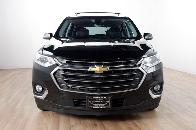 Used 2018 Chevrolet Traverse 3LT with VIN 1GNEVHKW1JJ277850 for sale in Golden Valley, Minnesota