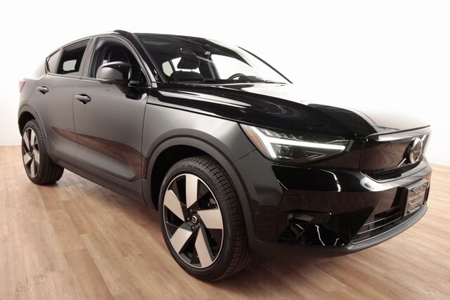 2024 Volvo C40 Recharge Ultimate photo 3