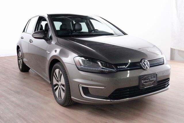 2016 Volkswagen e-Golf SEL Premium photo 3