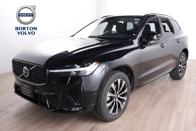 2025 Volvo XC60 B5 Plus Dark AWD's photo