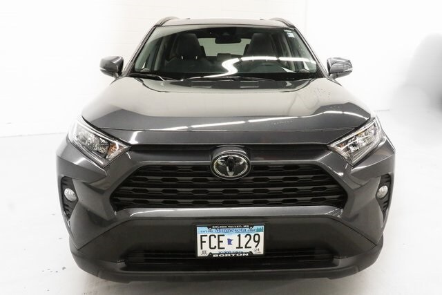 Used 2020 Toyota RAV4 XLE with VIN 2T3P1RFV1LC126856 for sale in Golden Valley, Minnesota