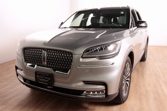 Used 2020 Lincoln Aviator Reserve with VIN 5LM5J7XC7LGL31111 for sale in Golden Valley, Minnesota