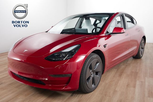 2022 Tesla Model 3 Long Range Dual Motor All-Wheel Drive's photo