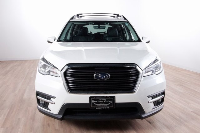 Used 2019 Subaru Ascent Limited with VIN 4S4WMAPD4K3429684 for sale in Golden Valley, Minnesota