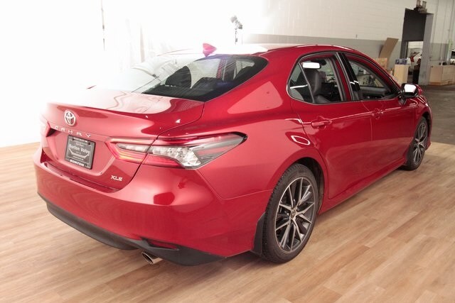 2023 Toyota Camry XLE photo 4