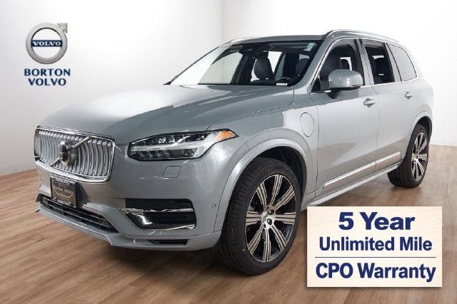 2025 Volvo XC90 plug-in hybrid