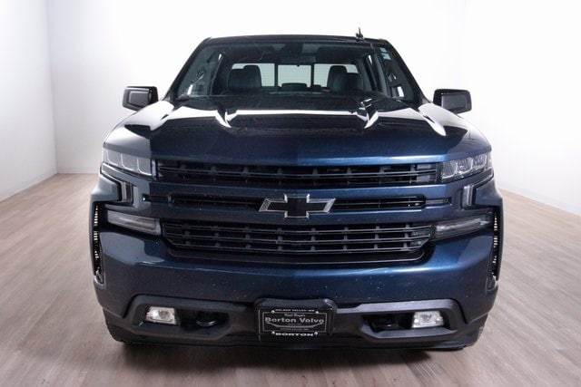 Used 2019 Chevrolet Silverado 1500 RST with VIN 3GCUYEED7KG249932 for sale in Golden Valley, Minnesota
