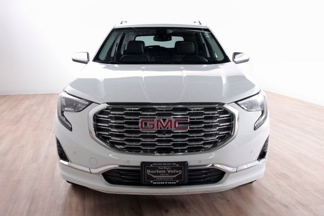 Used 2018 GMC Terrain Denali with VIN 3GKALXEX2JL137704 for sale in Golden Valley, Minnesota