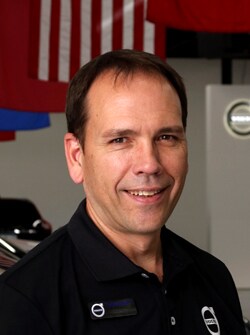 Staff member Randy Trochman from ID_7985a1