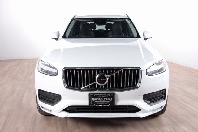 Used 2022 Volvo XC90 Momentum with VIN YV4A221K0N1809085 for sale in Golden Valley, Minnesota
