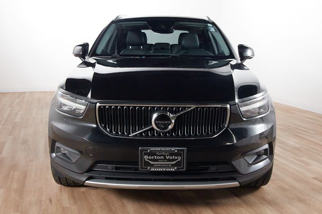 Used 2020 Volvo XC40 Momentum with VIN YV4162UK9L2285894 for sale in Golden Valley, Minnesota