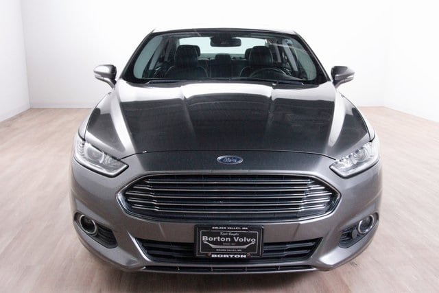 Used 2013 Ford Fusion SE with VIN 3FA6P0HR8DR235072 for sale in Golden Valley, Minnesota
