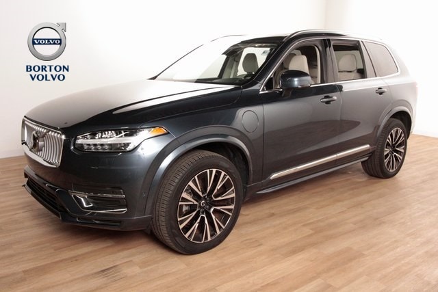 2023 Volvo XC90 Recharge Plug-In Hybrid T8 Plus Bright Theme 7 Passenger SUV 2023 Volvo XC90 Recharge Plug-In Hybrid T8 Plus Bright Theme 7 Passenger SUV 9447