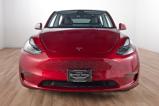 Used 2024 Tesla Model Y Long Range with VIN 7SAYGDEE2RA247903 for sale in Golden Valley, Minnesota