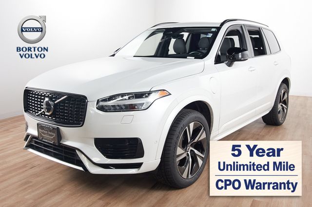 2023 Volvo XC90 T8 Recharge Plus Dark Theme 7-Seater 4WD's photo