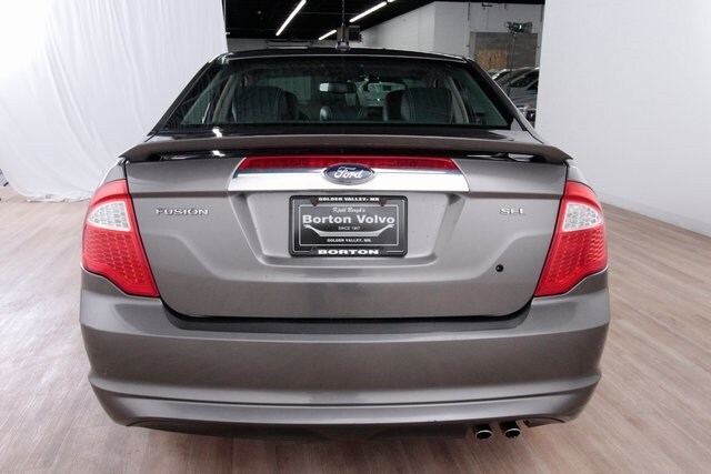 2011 Ford Fusion SEL photo 4
