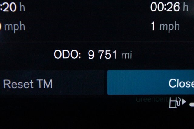 2025 Volvo XC40 Core photo 2