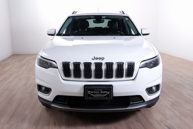Used 2019 Jeep Cherokee Limited with VIN 1C4PJMDX4KD137027 for sale in Golden Valley, Minnesota