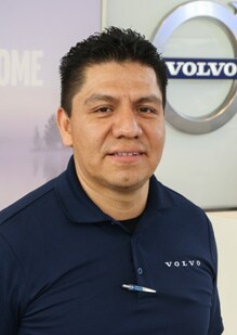 Staff member Arturo Morales-Rodiguez from ID_88ea00