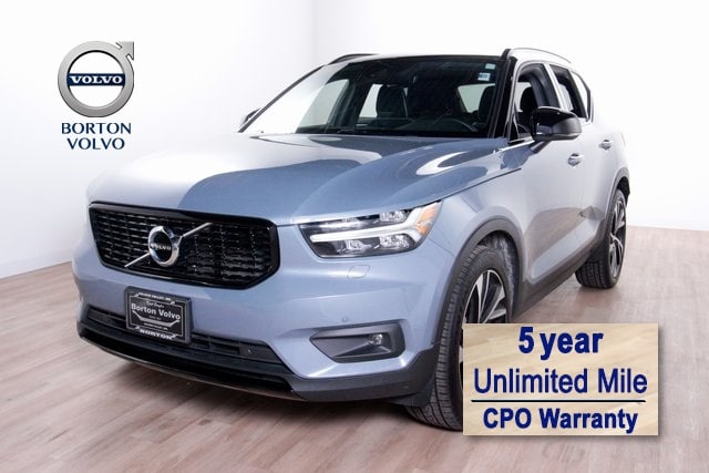 2022 Volvo XC40