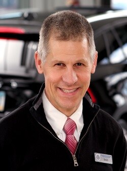 Staff member Brett Dahlgren from ID_7985a1