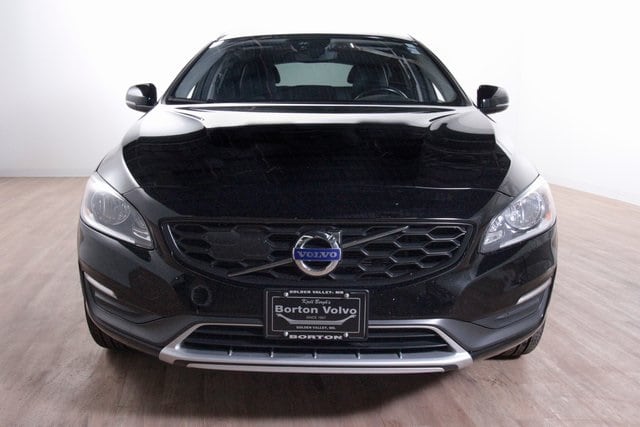 Used 2016 Volvo V60 Base with VIN YV4612HK7G1009630 for sale in Golden Valley, Minnesota