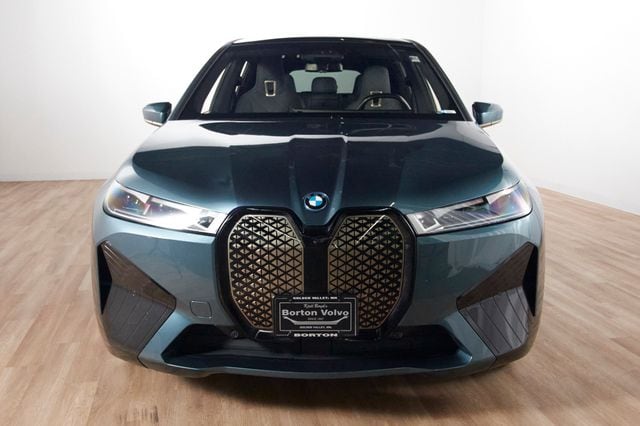 Used 2022 BMW iX Base with VIN WB523CF09NCK56163 for sale in Golden Valley, Minnesota