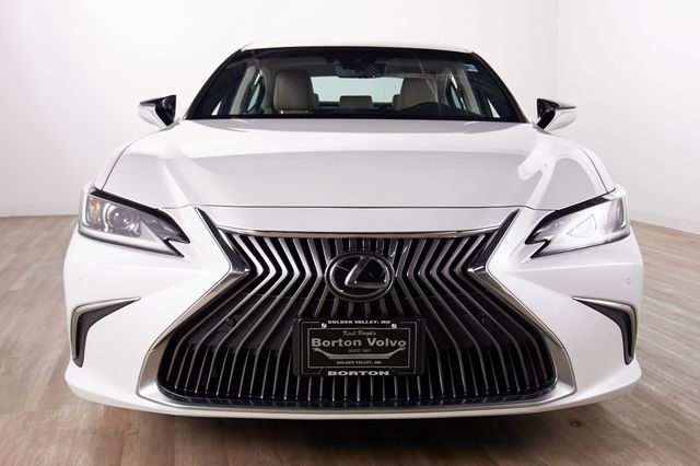 Used 2019 Lexus ES 350 with VIN 58ABZ1B18KU049506 for sale in Golden Valley, Minnesota