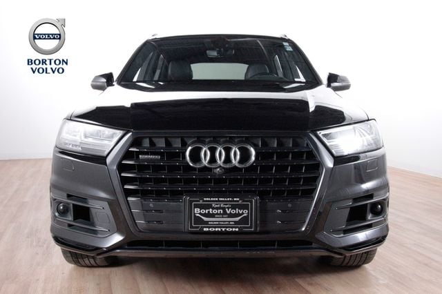 Used 2019 Audi Q7 Prestige with VIN WA1VAAF76KD021941 for sale in Golden Valley, Minnesota